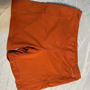 Iab mfg I am becoming no ride burnt orange shorts size xl